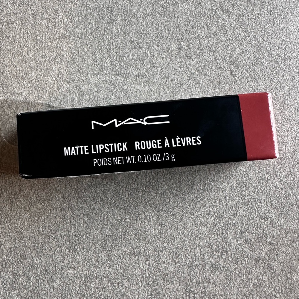 Mac Lipstick Velvet Teddy